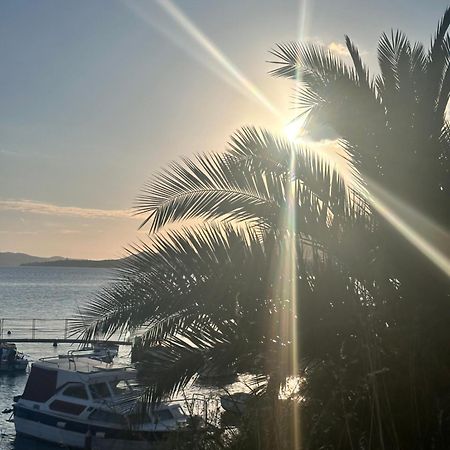 Vila Zrina - Apartmani Trogir Dış mekan fotoğraf