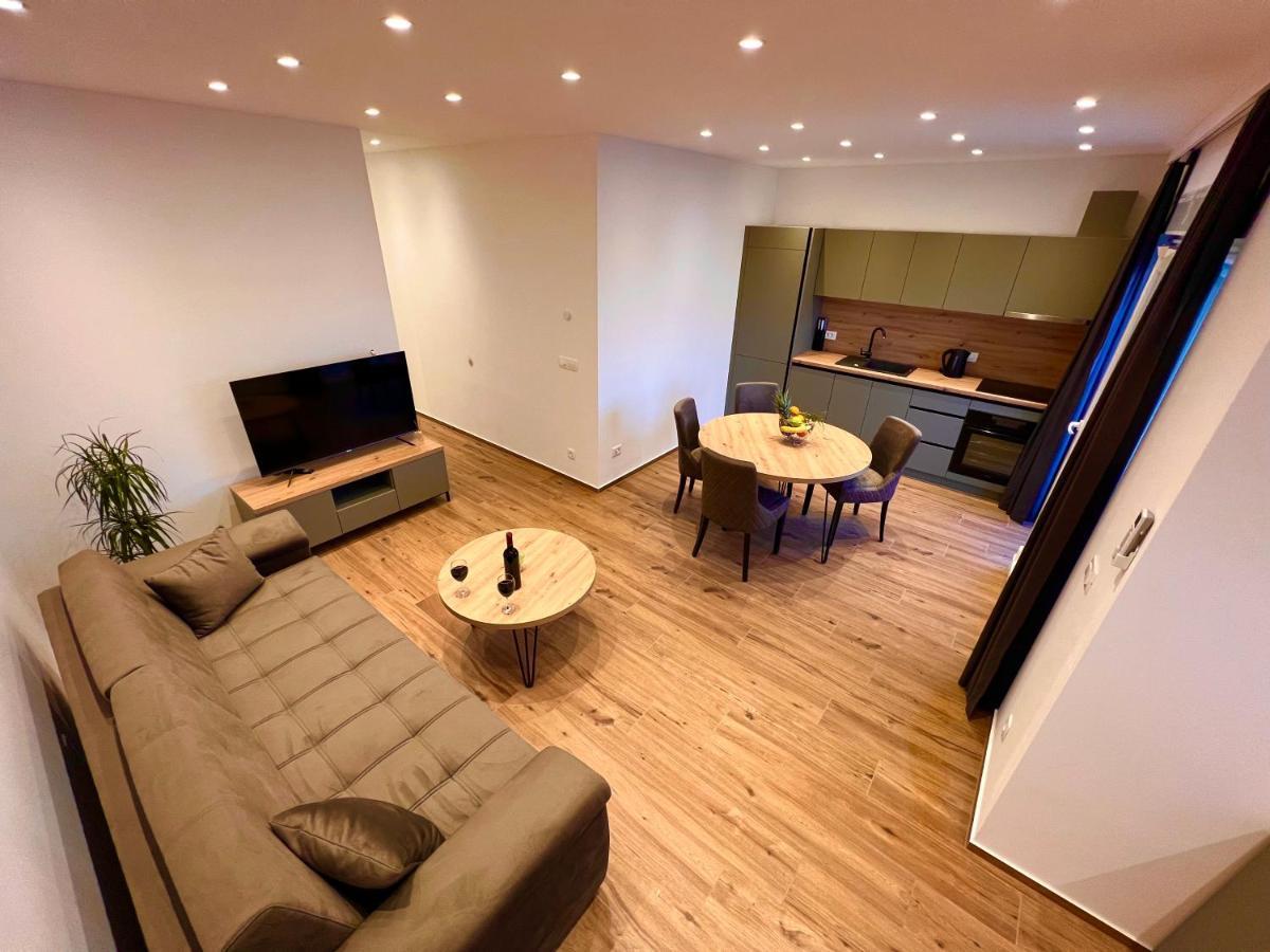 Vila Zrina - Apartmani Trogir Dış mekan fotoğraf