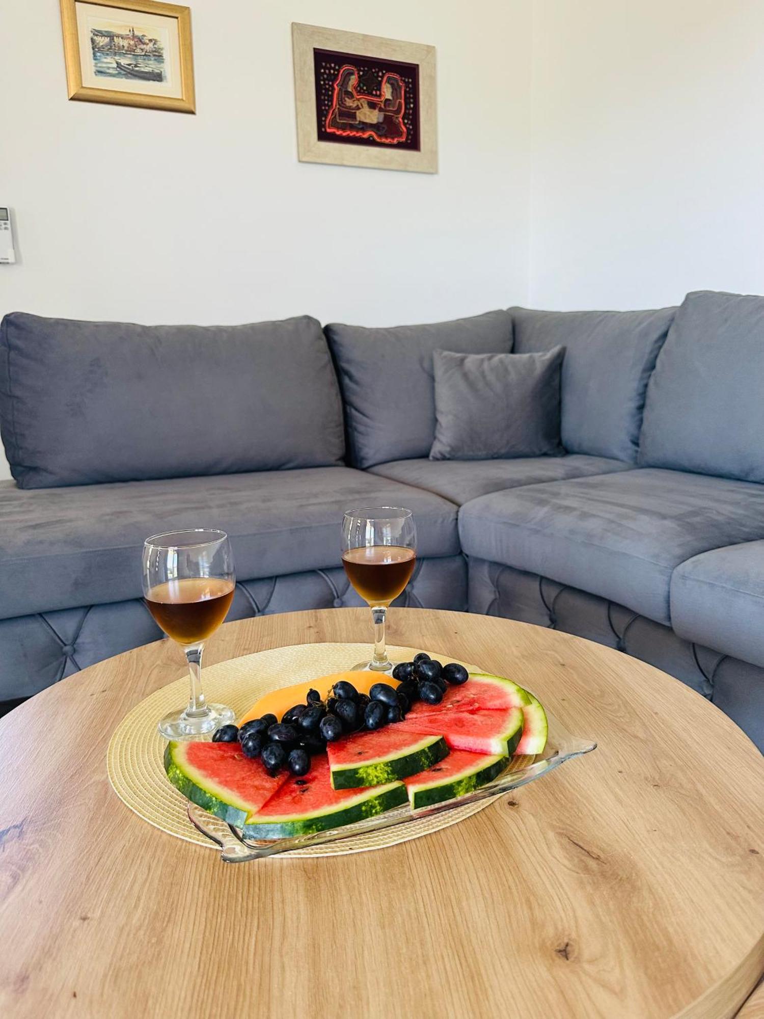 Vila Zrina - Apartmani Trogir Dış mekan fotoğraf